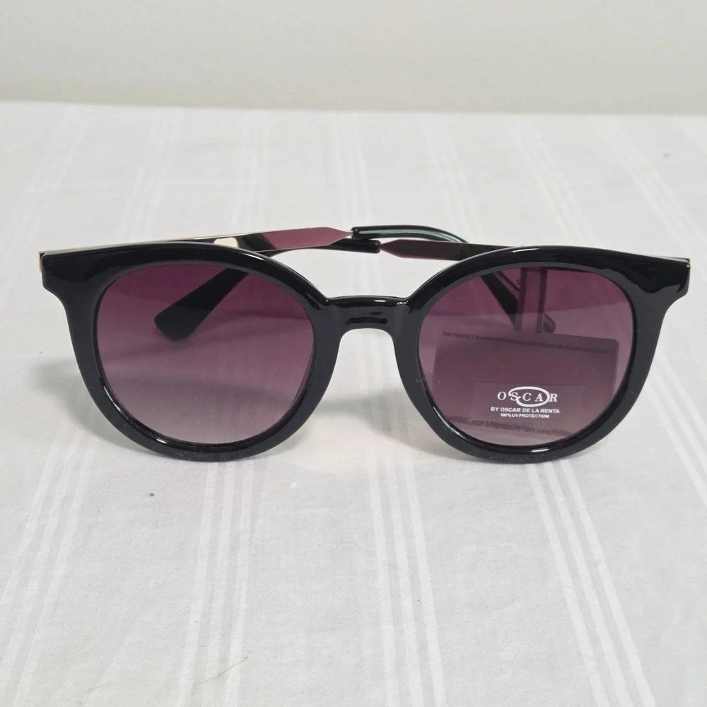Oscar de la Renta complete your